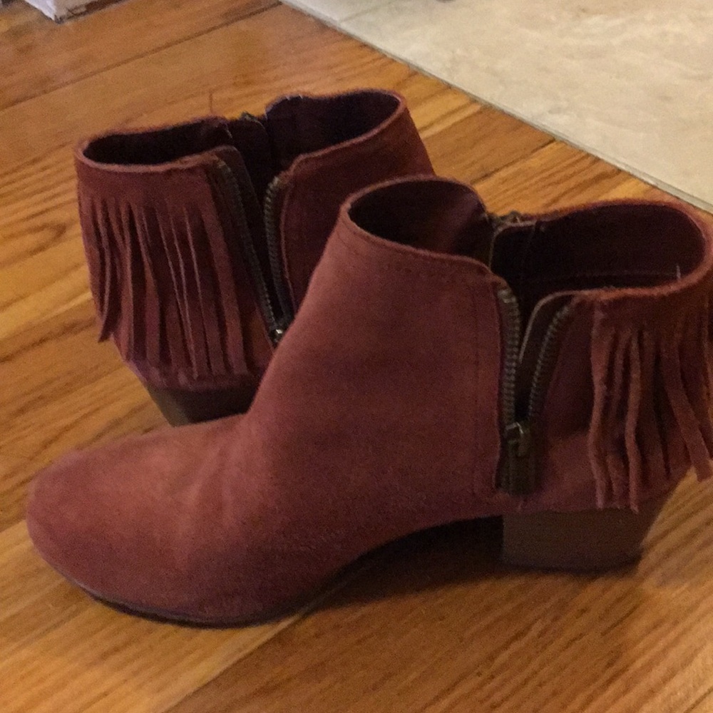 Kenneth Cole Reaction booties